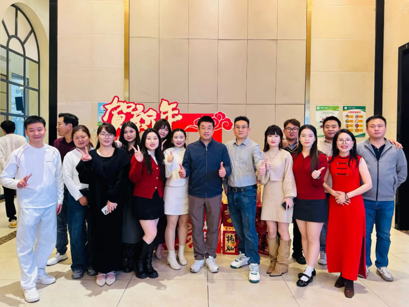 Rongguanghui Optoelectronics' regular team building activities