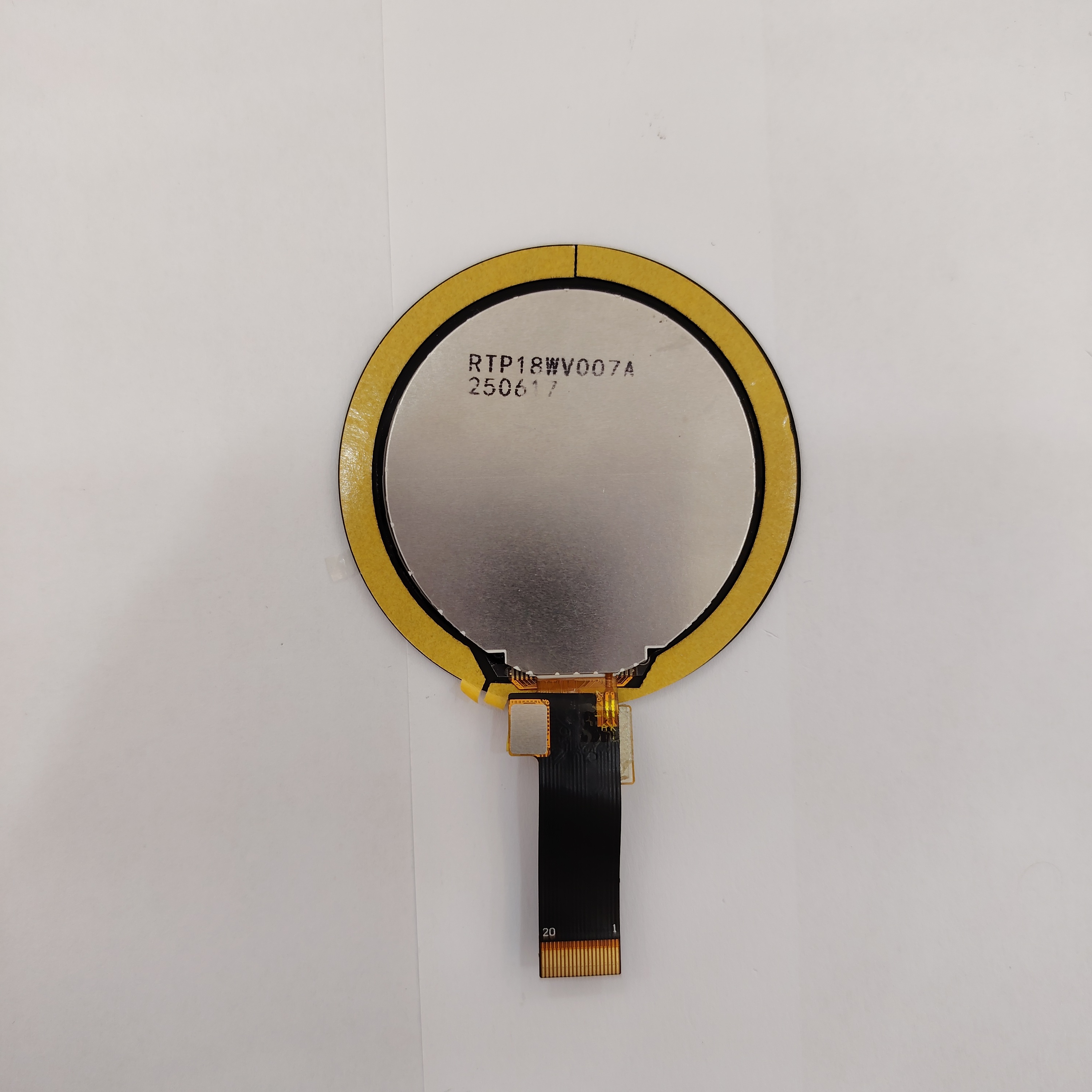 Advanced 1.8-Inch Touch Feature Round TFT LCD Screen - view 3