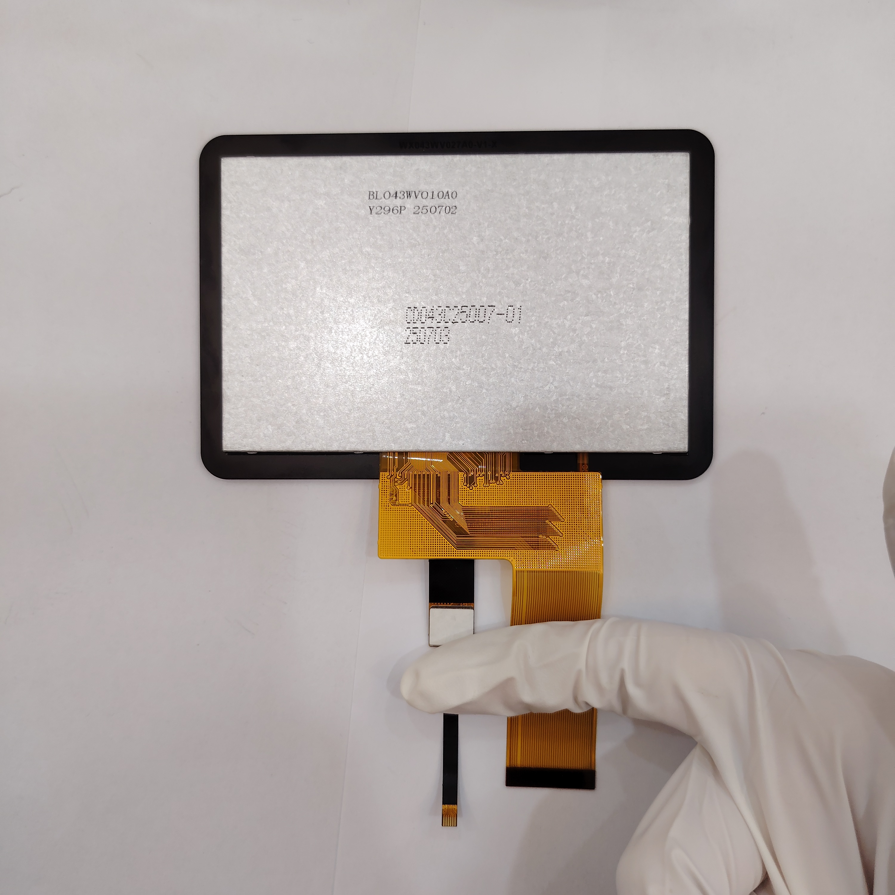 Rugged -30 to 80℃ Storage Range 4.3-Inch TFT LCD Screen - view 1